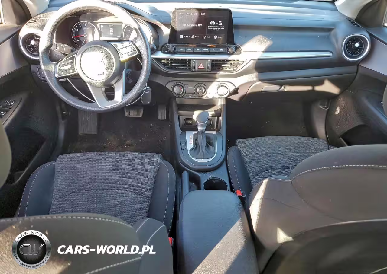 2024 Kia Forte VIN:3KPF24AD9RE706238 - 8