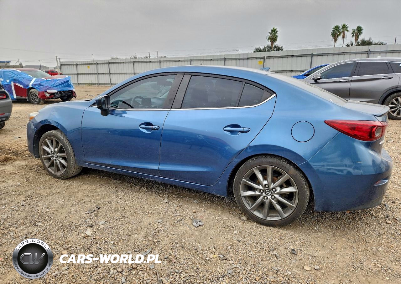 2018 Mazda 3 Touring VIN:3MZBN1V39JM262355 - 2
