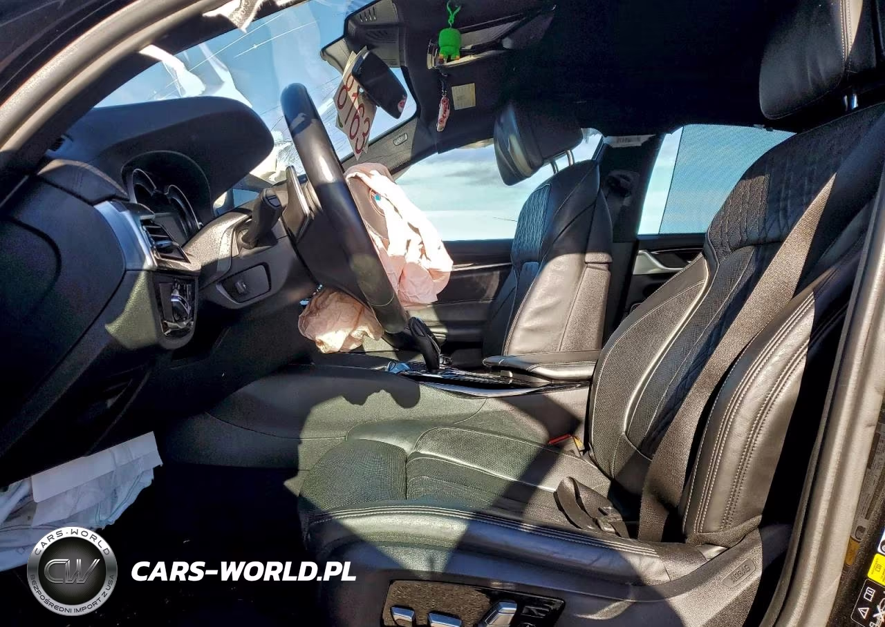 2018 BMW M550Xi VIN:WBAJB9C56JG464233 - 7