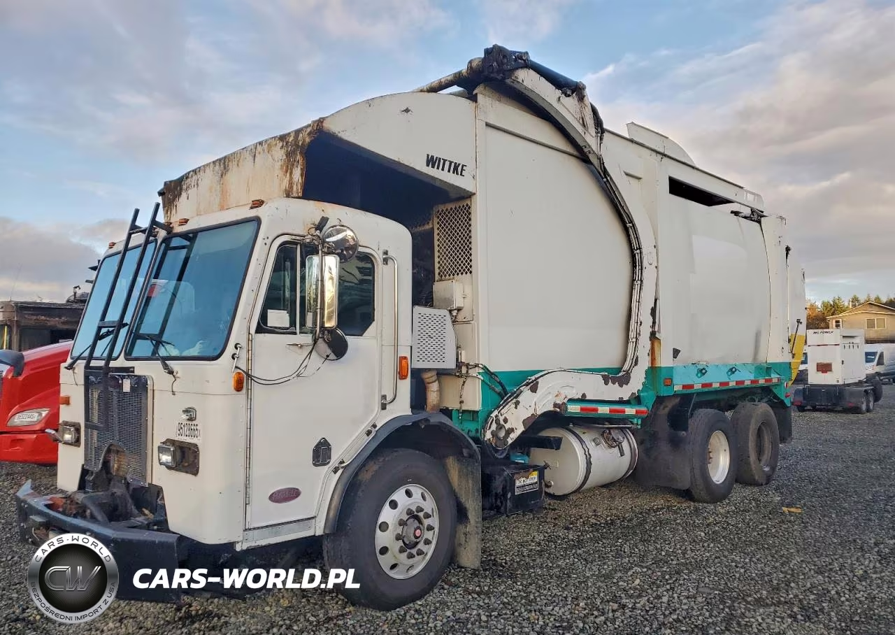 2008 Peterbilt 320 Refuse Truck VIN:3BPZL00X78F718444 - 2