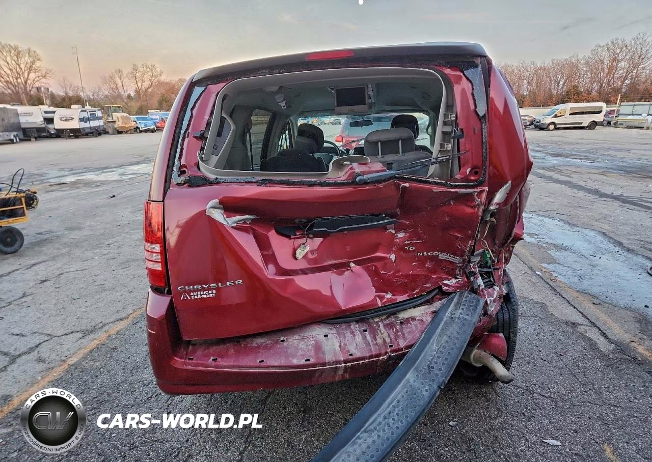 2010 Chrysler Town & Country Touring VIN:2A4RR5D1XAR493720 - 6