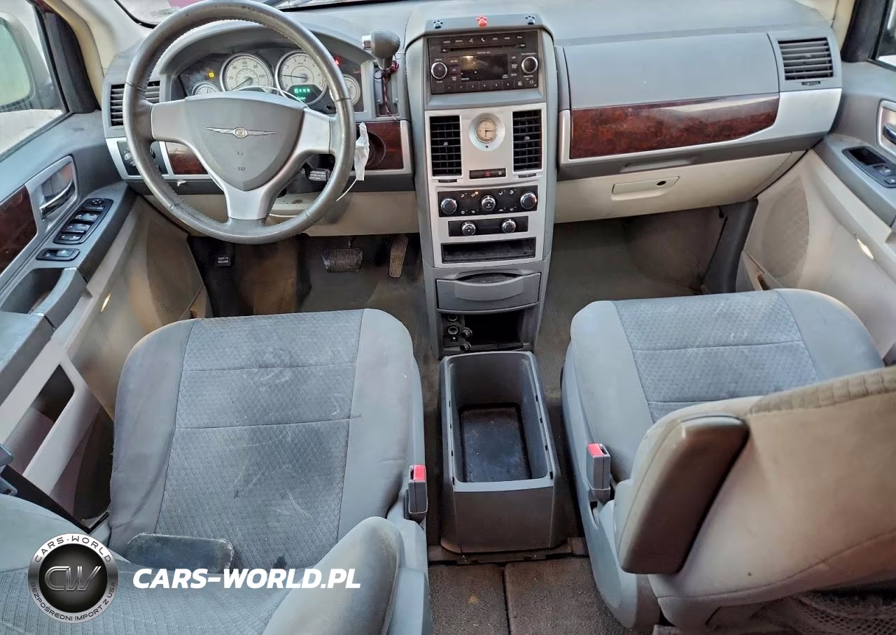 2010 Chrysler Town & Country Touring VIN:2A4RR5D1XAR493720 - 8