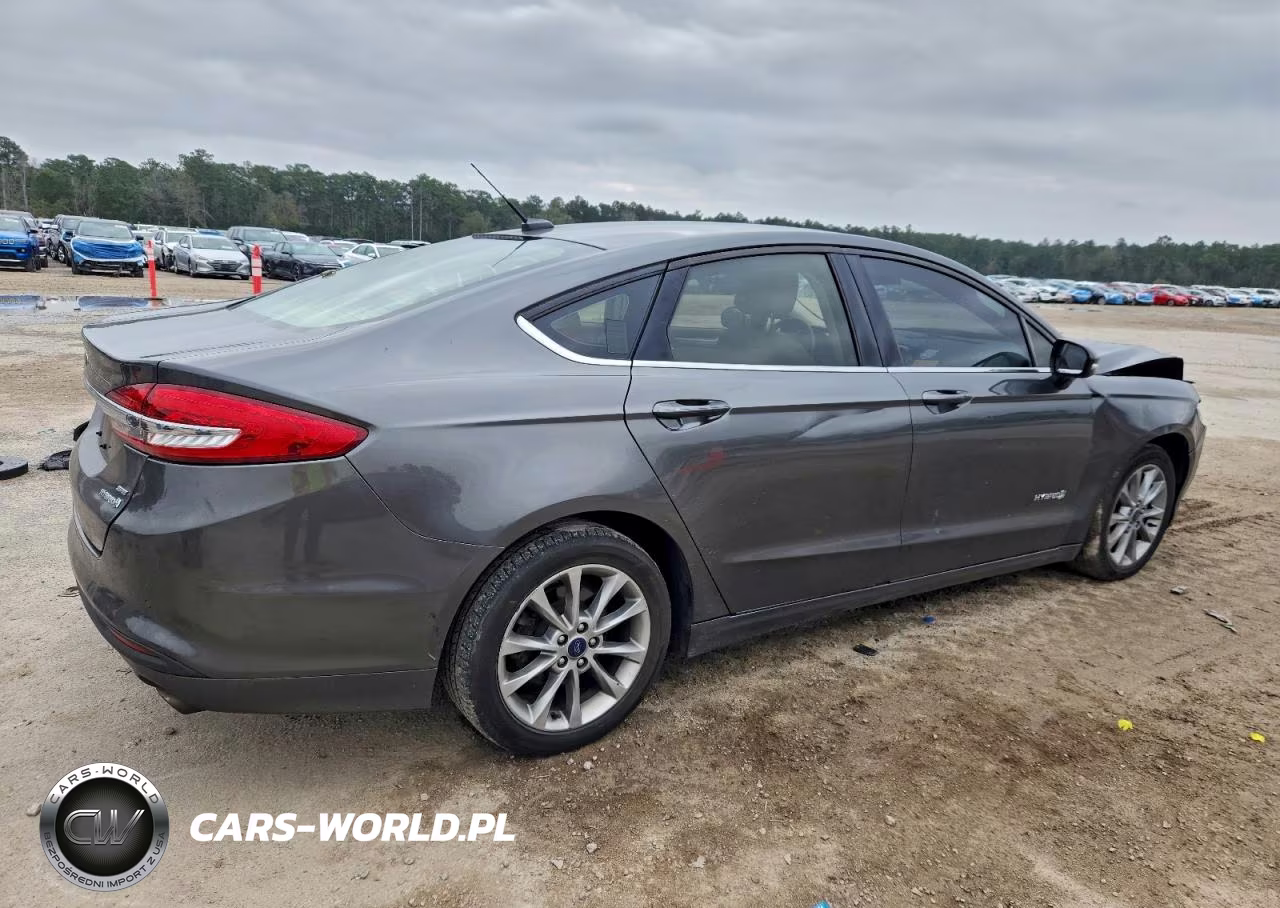 2017 Ford Fusion Se Hybrid VIN:3FA6P0LU3HR318300 - 3