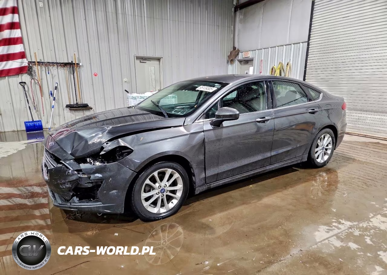2019 Ford Fusion Se – zdjęcie 1 z 12