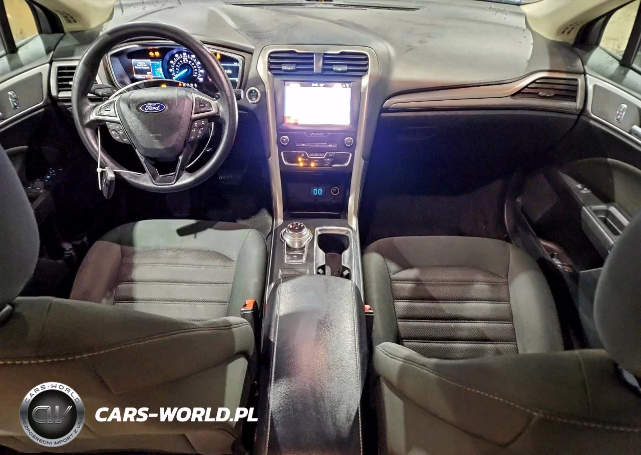 2019 Ford Fusion Se VIN:3FA6P0HD2KR185772 - 8