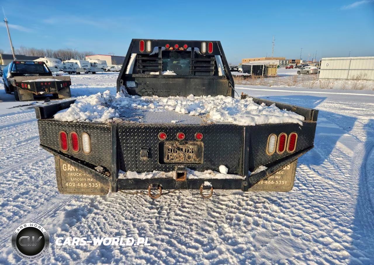 2018 Ram 3500 Flatbed Truck VIN:3C63RRGL7JG397573 - 6