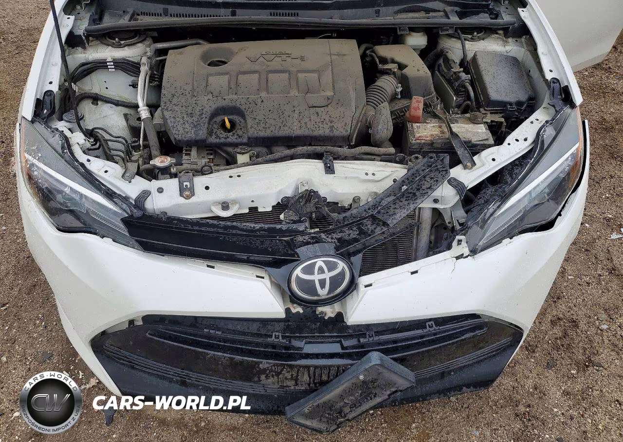 2018 Toyota Corolla L VIN:5YFBURHE6JP775265 - 11