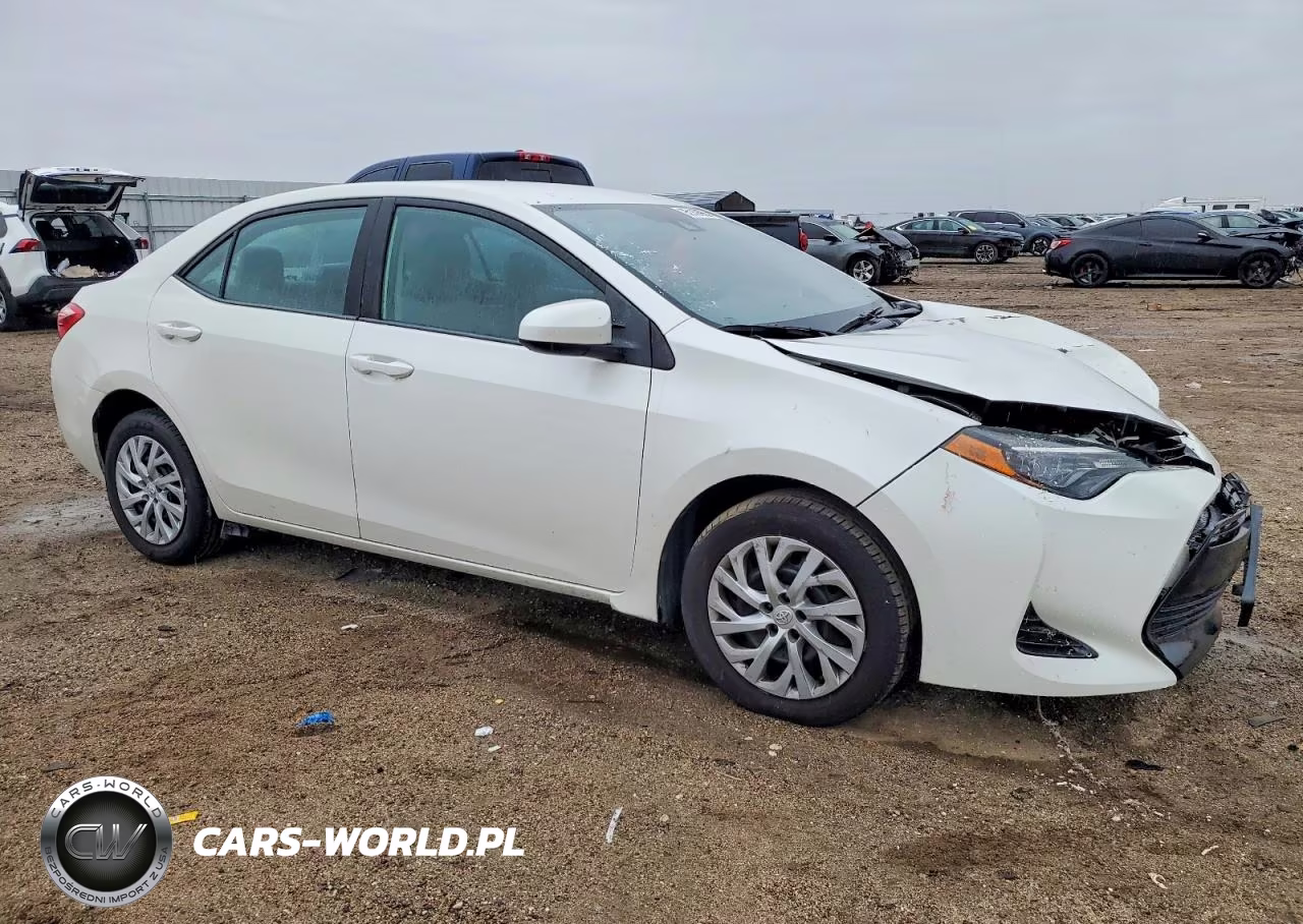 2018 Toyota Corolla L VIN:5YFBURHE6JP775265 - 4