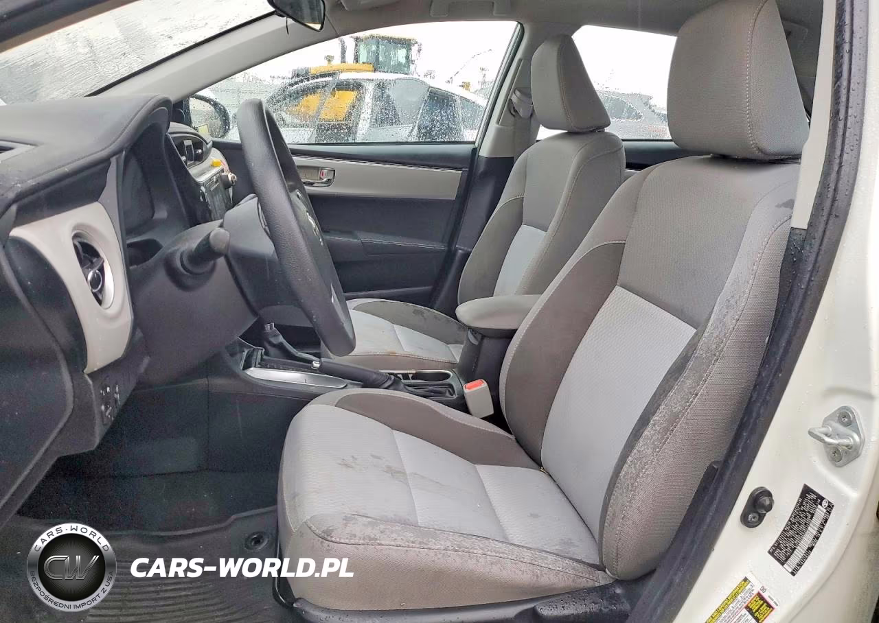 2018 Toyota Corolla L VIN:5YFBURHE6JP775265 - 7