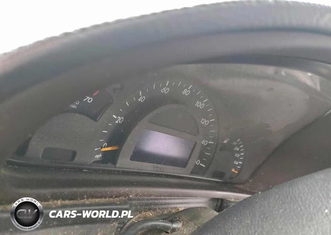 2004 Mercedes-Benz C 230K Sport Sedan VIN:WDBRF40J04A589801 - 9