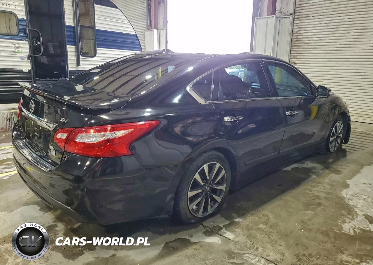 2017 Nissan Altima VIN:1N4AL3APXHC236731 - 3