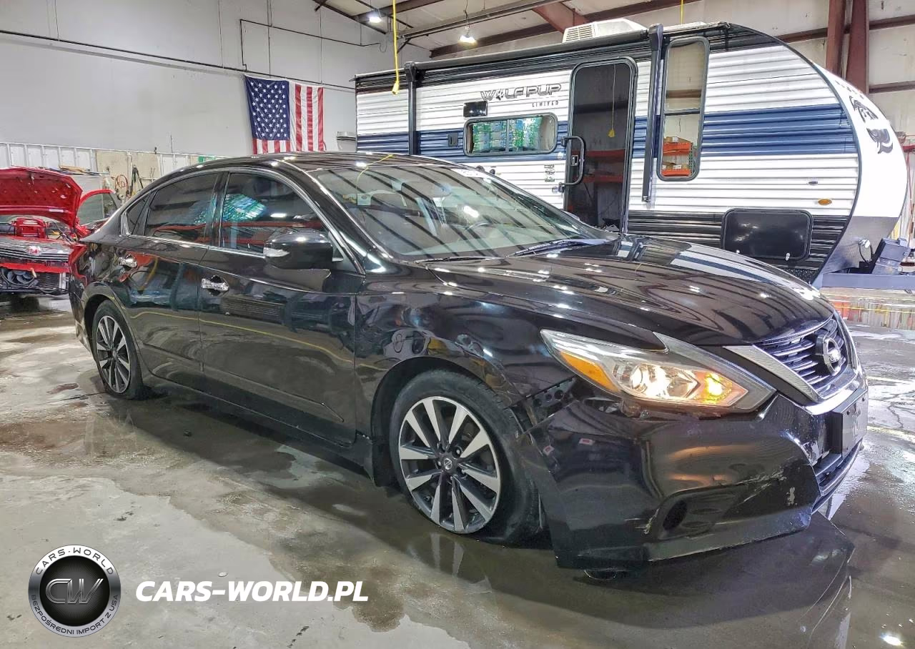 2017 Nissan Altima VIN:1N4AL3APXHC236731 - 4