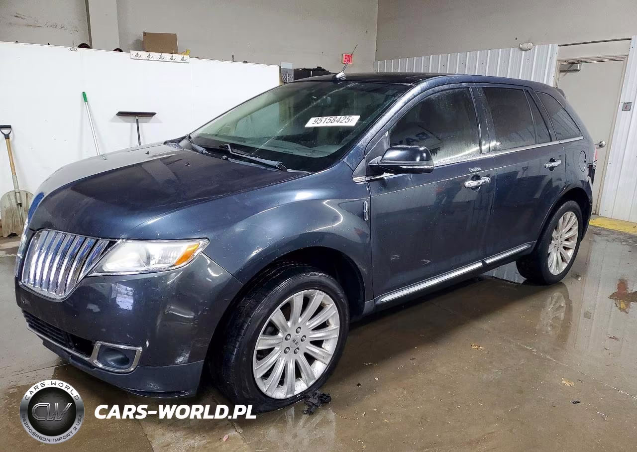 2013 Lincoln Townhouse Mkx