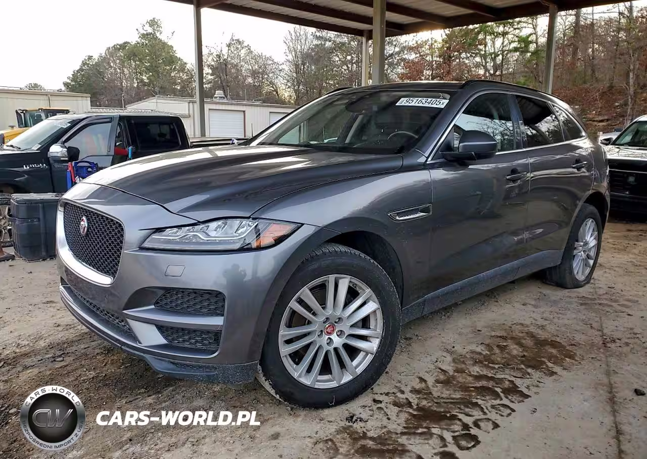 2017 Jaguar F-Pace Prestige