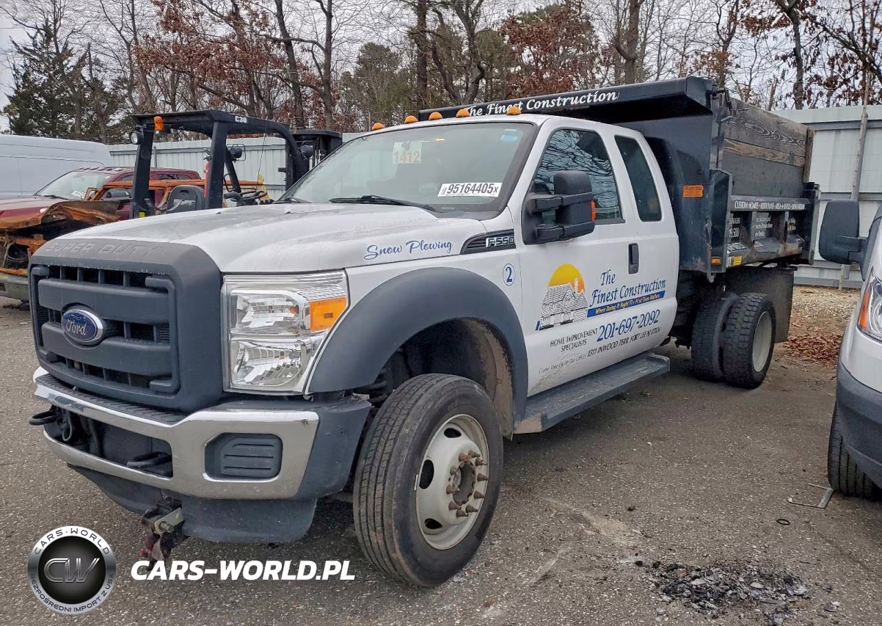 2016 Ford F550 Super Duty Dump Truck