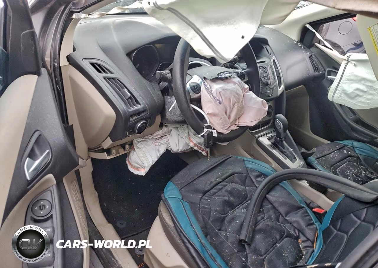 2014 Ford Focus Se VIN:1FADP3K23EL322365 - 8