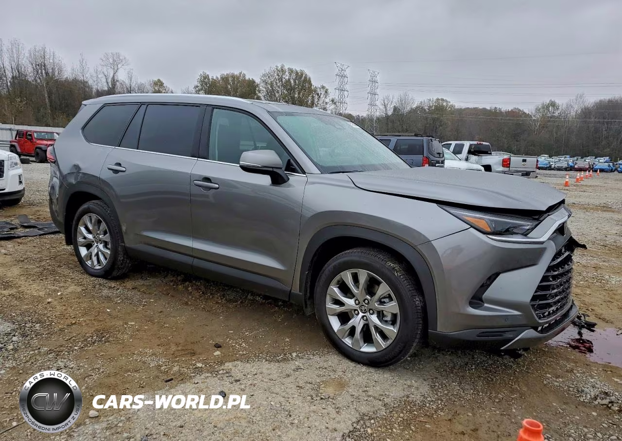 2025 Toyota Grand Highlander Le VIN:5TDACAB50SS063934 - 4