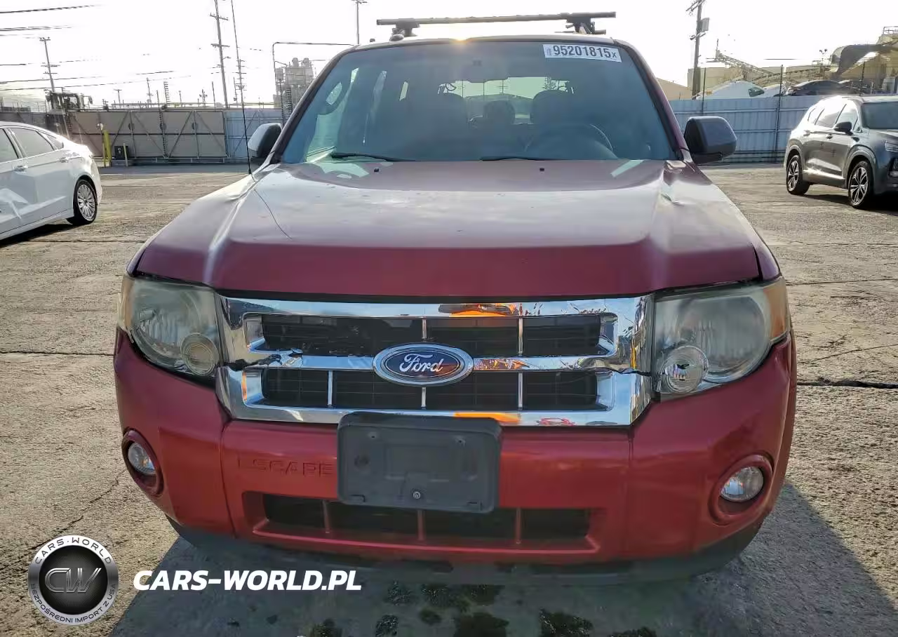 2010 Ford Escape Xlt VIN:1FMCU0D72AKD27395 - 5