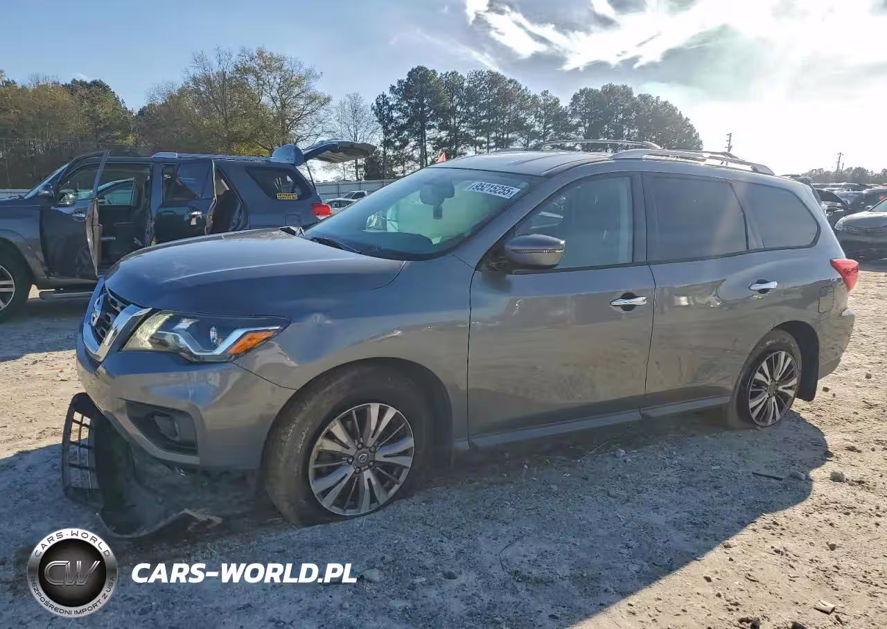 2018 Nissan Pathfinder S