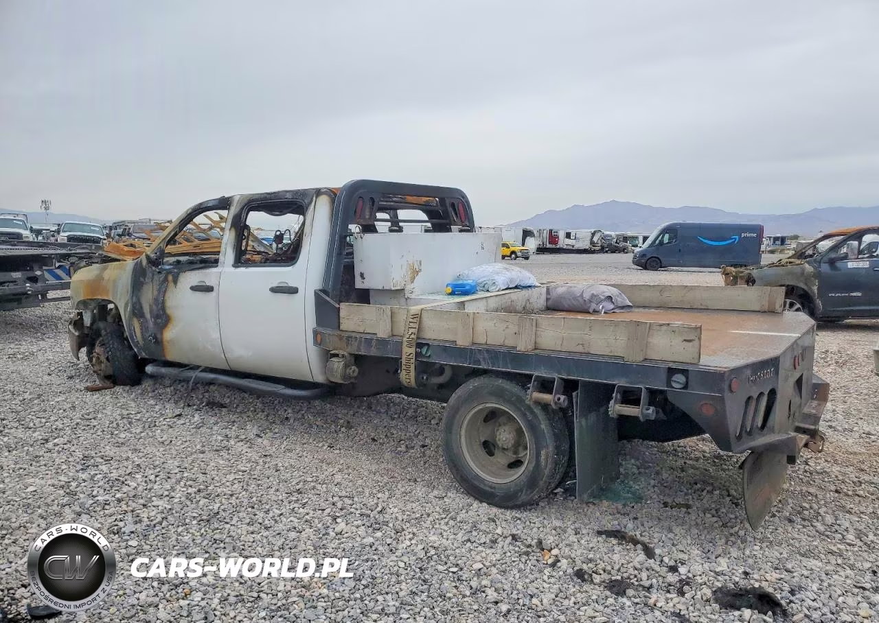 2013 Chevrolet Silverado Flatbed Truck VIN:1GB4CZC87DF238417 - 2