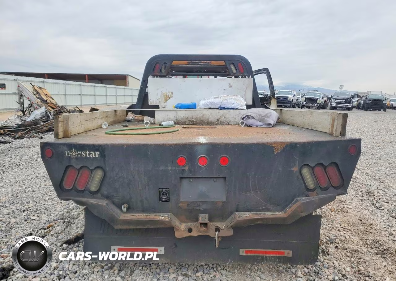 2013 Chevrolet Silverado Flatbed Truck VIN:1GB4CZC87DF238417 - 6