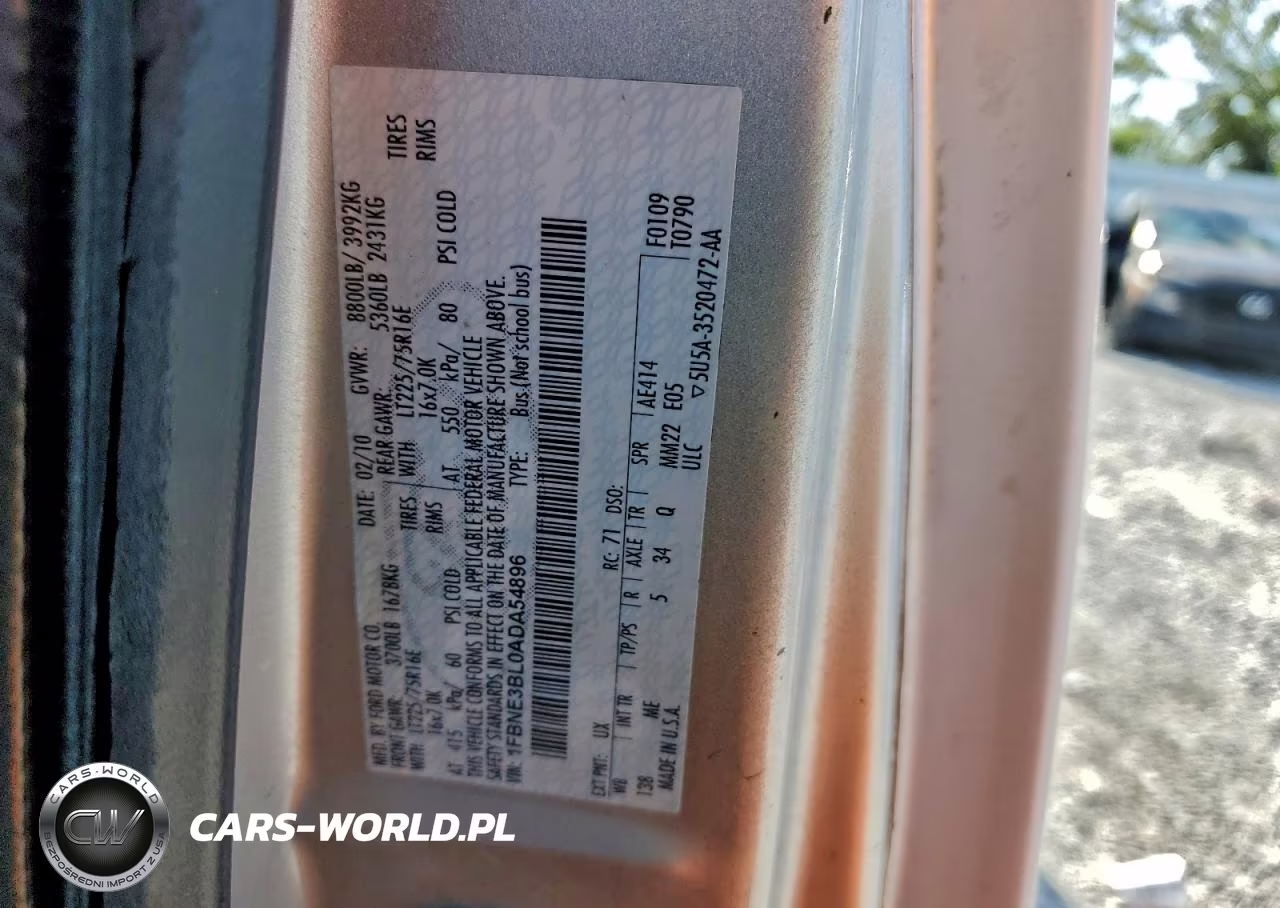 2010 Ford Econoline E350 Super Duty Wagon VIN:1FBNE3BL0ADA54896 - 13