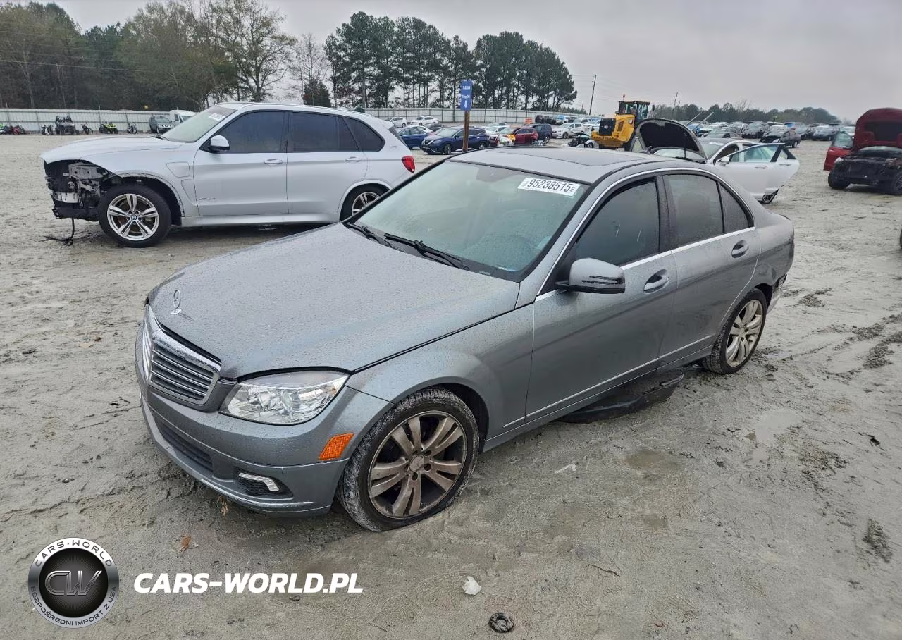 2011 Mercedes-Benz C 300