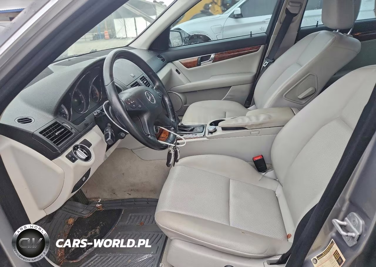 2011 Mercedes-Benz C 300 VIN:WDDGF5EB7BR170123 - 7