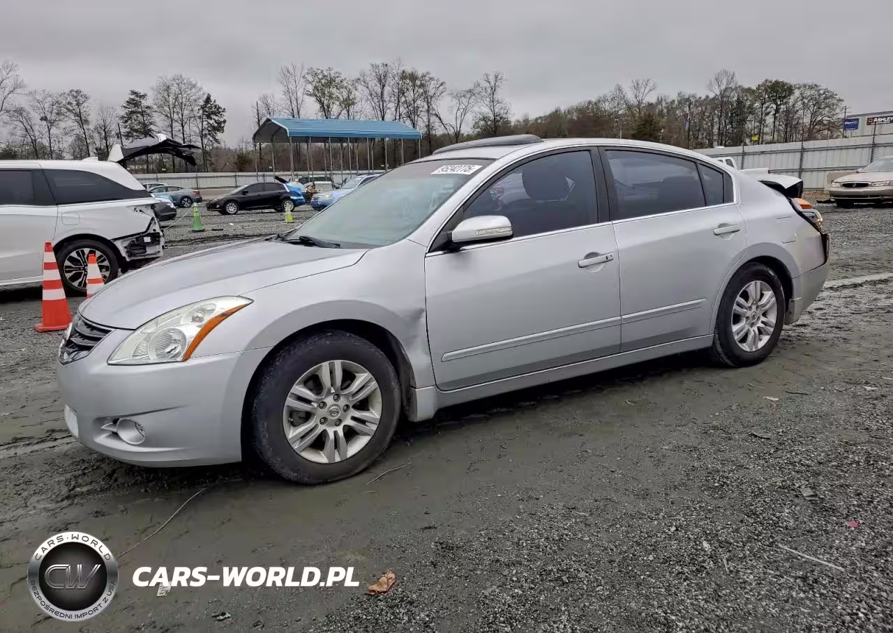 2011 Nissan Altima Base