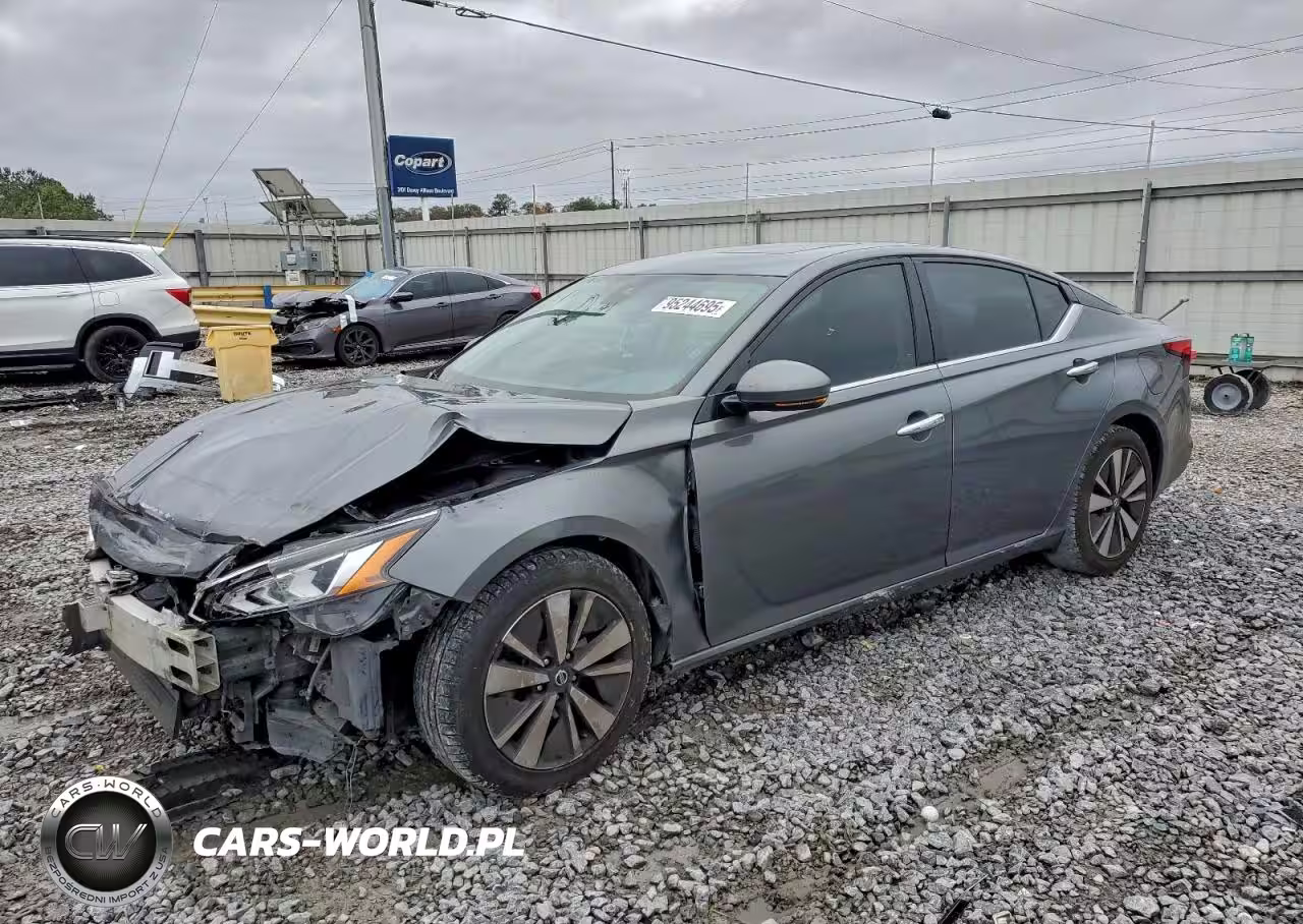 2020 Nissan Altima Sv