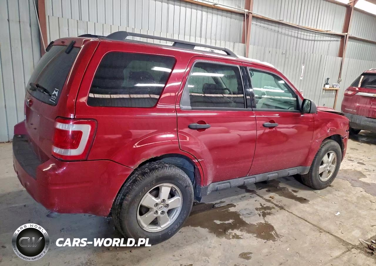 2011 Ford Escape Xlt VIN:1FMCU9D76BKA67119 - 3