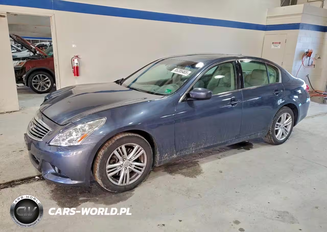 2010 Infiniti G37
