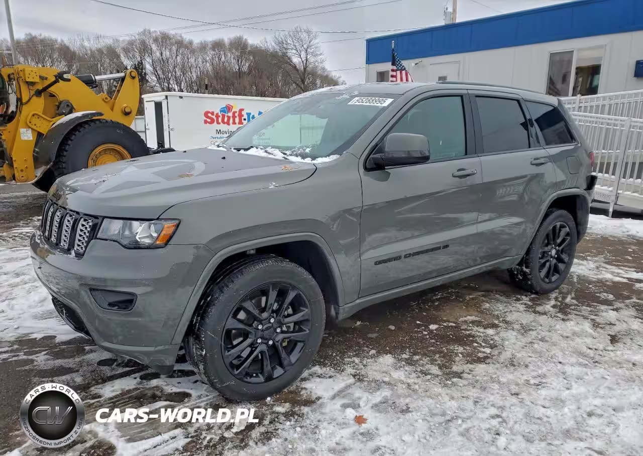 2022 Jeep Grand Cherokee Laredo E