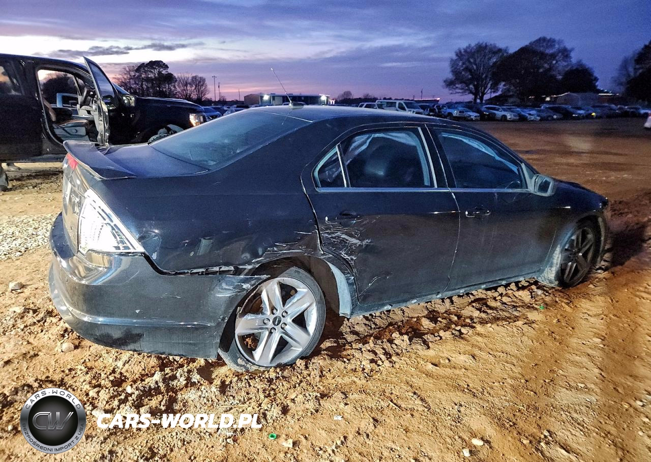 2010 Ford Fusion Sport VIN:3FAHP0KC7AR166948 - 3
