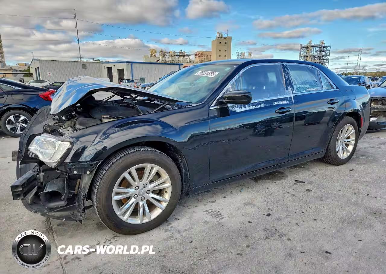 2017 Chrysler 300 Limited