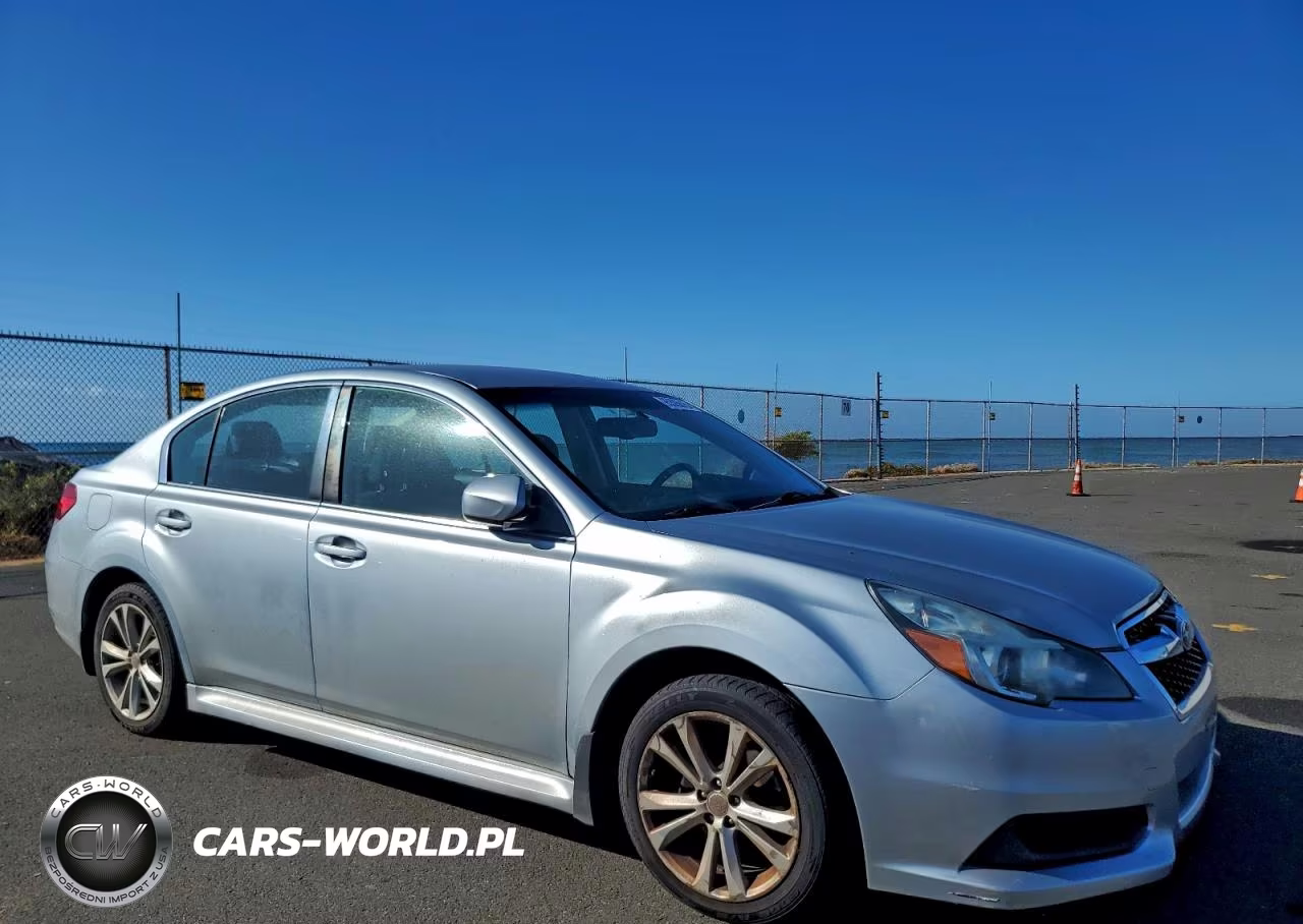 2013 Subaru Legacy 2.5I Premium VIN:4S3BMBC69D3042910 - 4