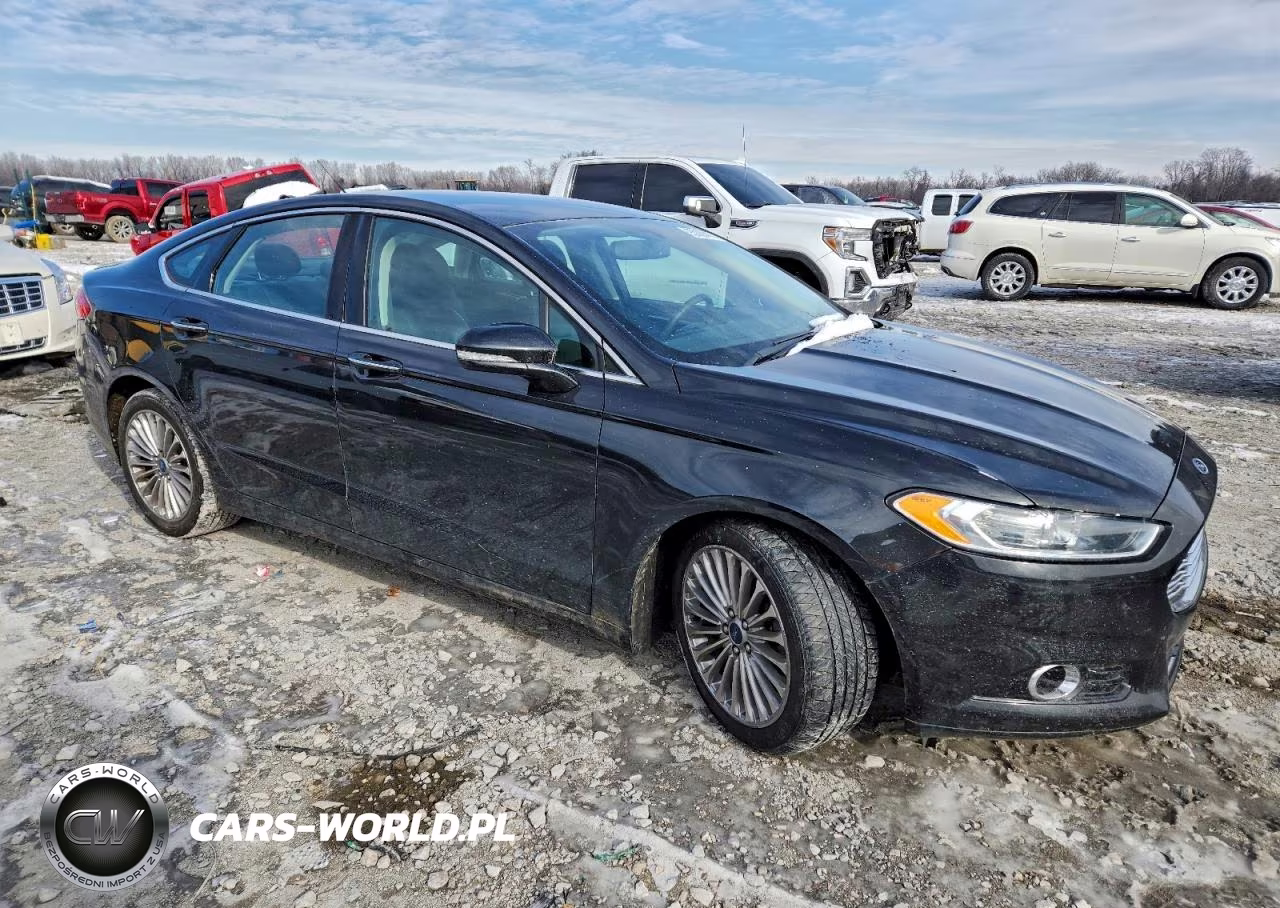 2015 Ford Fusion Titanium VIN:3FA6P0K96FR239567 - 4