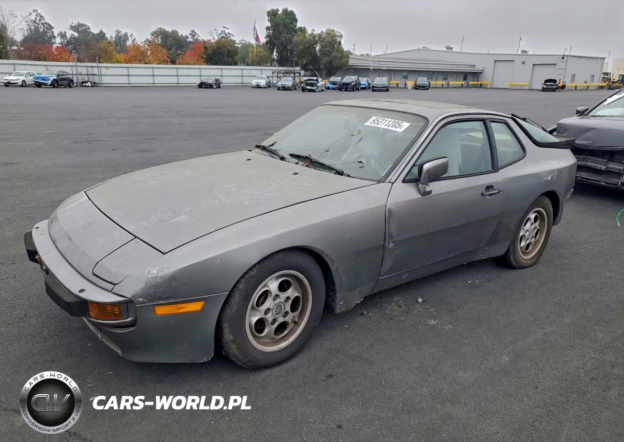 1985 Porsche 944