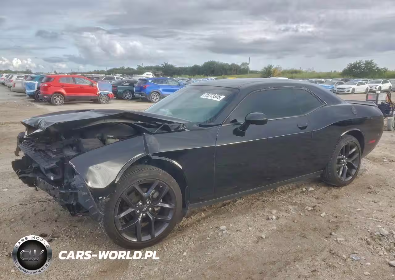 2022 Dodge Challenger Sxt