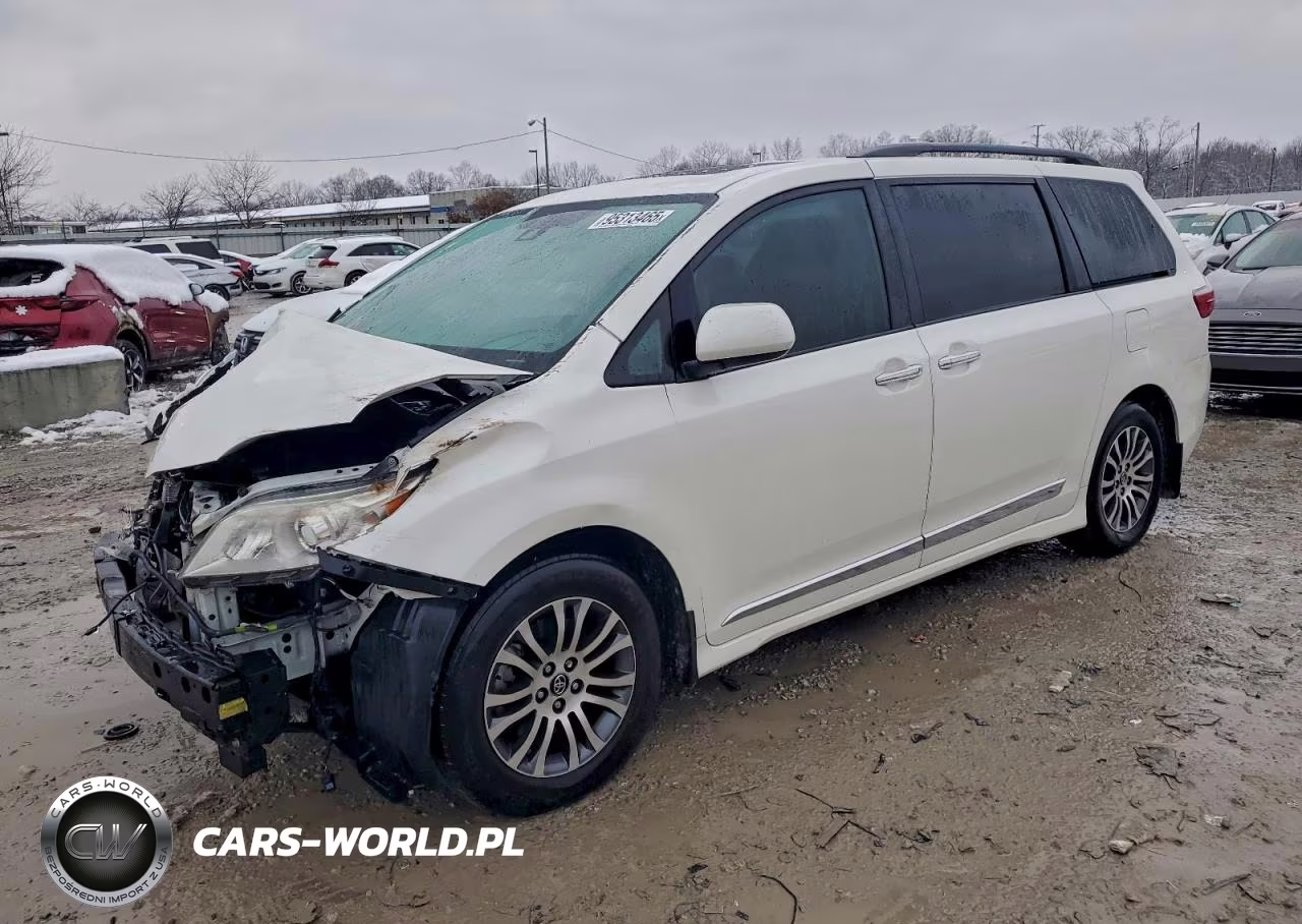 2019 Toyota Sienna Xle