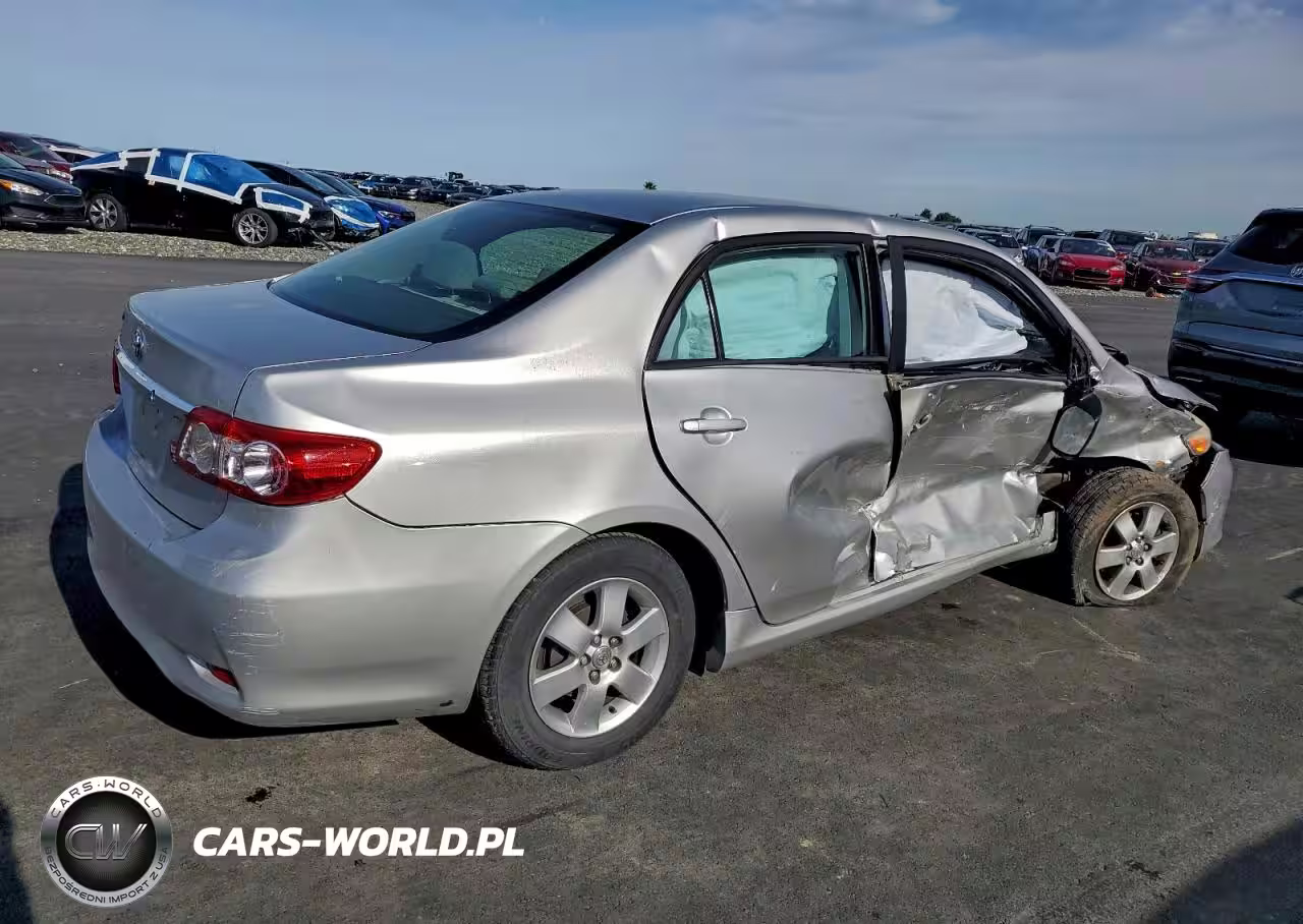 2011 Toyota Corolla Base VIN:JTDBU4EE4B9142682 - 3
