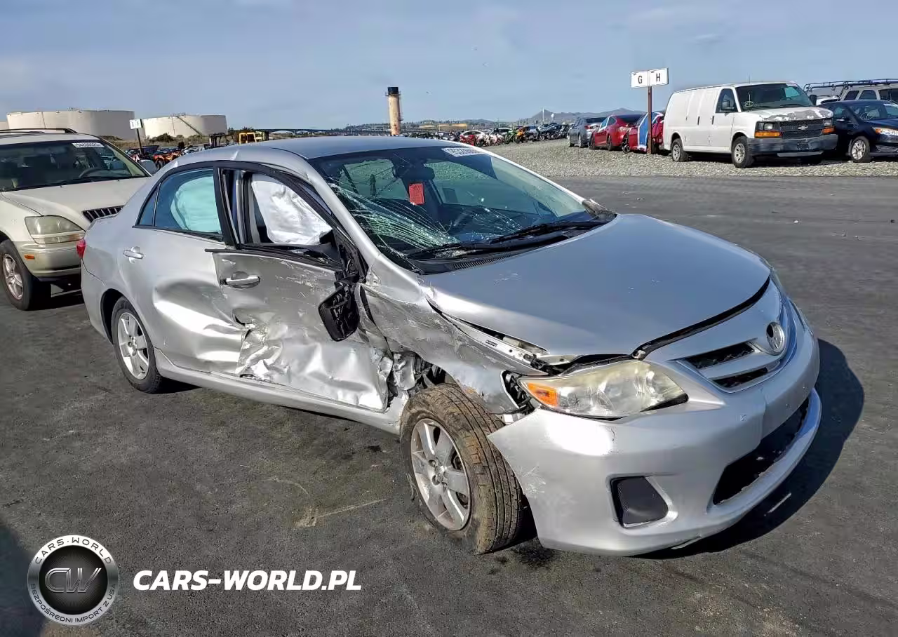 2011 Toyota Corolla Base VIN:JTDBU4EE4B9142682 - 4