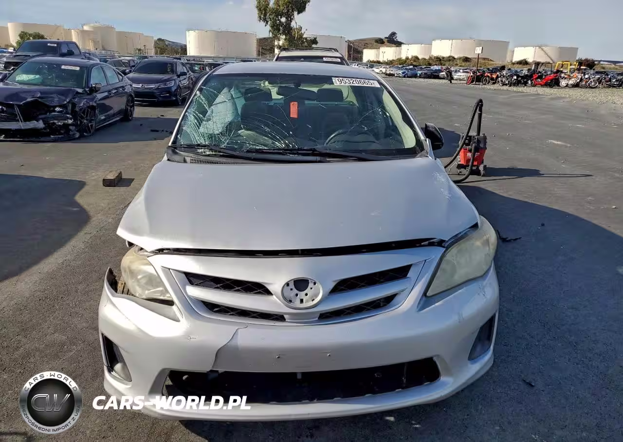2011 Toyota Corolla Base VIN:JTDBU4EE4B9142682 - 5