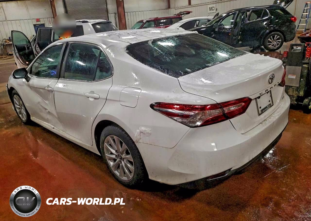 2018 Toyota Camry L VIN:4T1B11HK4JU103364 - 2