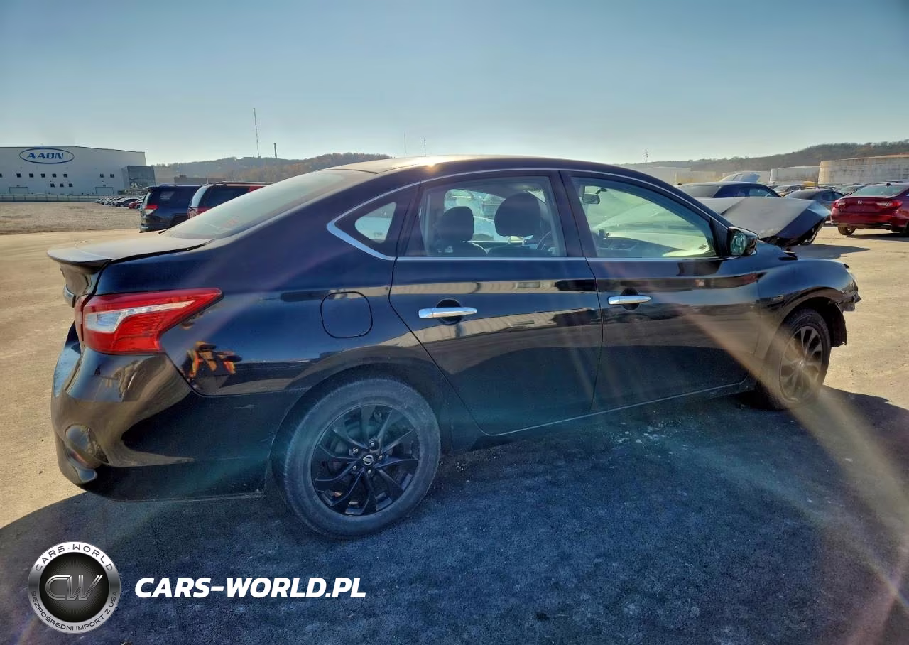 2018 Nissan Sentra S VIN:3N1AB7AP7JY299306 - 3