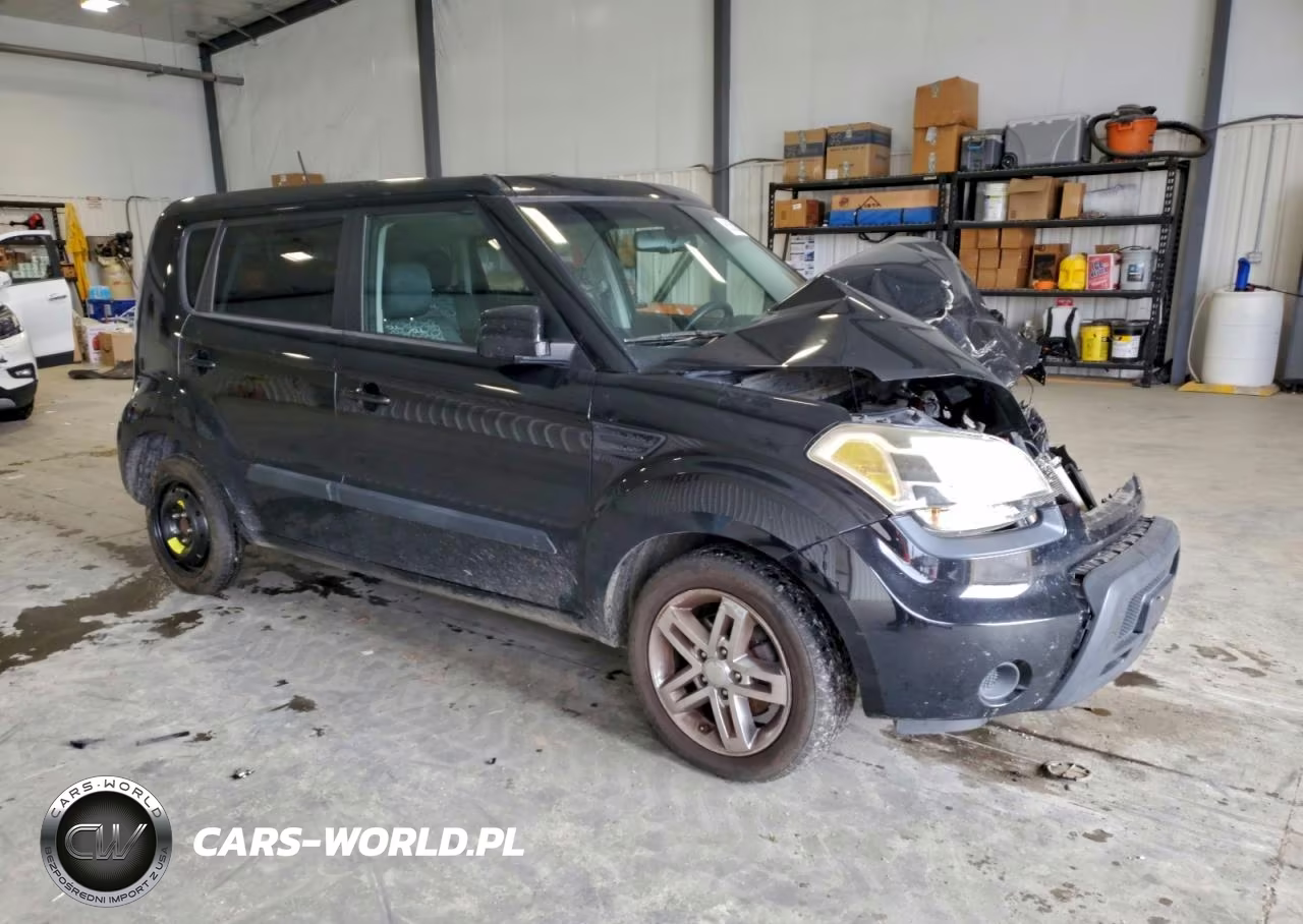 2011 Kia Soul + VIN:KNDJT2A23B7709717 - 4