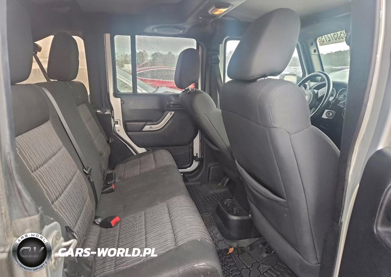 2012 Jeep Wrangler Unlimited Sahara VIN:1C4HJWEG8CL118230 - 11