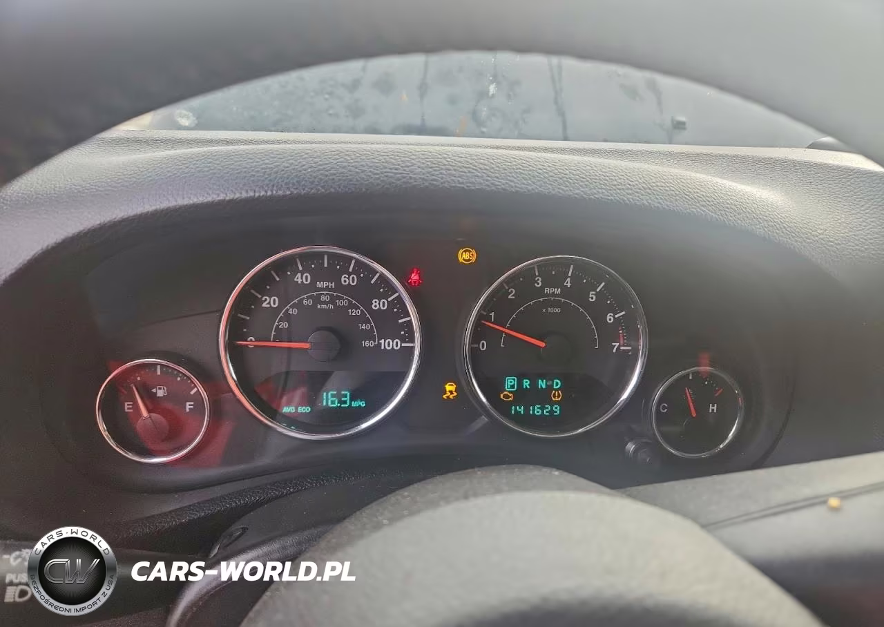 2012 Jeep Wrangler Unlimited Sahara VIN:1C4HJWEG8CL118230 - 9