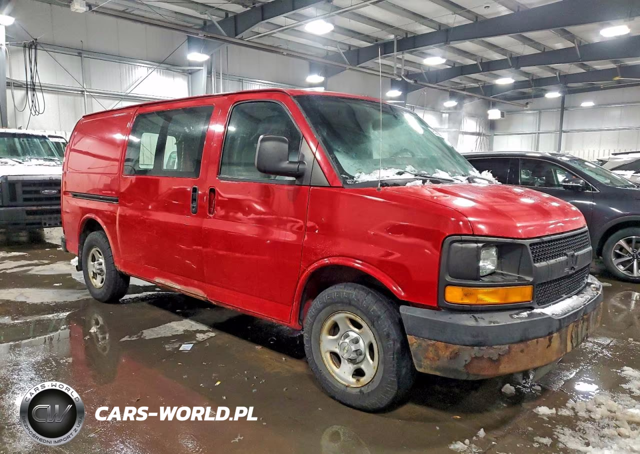 2008 Chevrolet Express 1500 Utility - Service Van VIN:1GCFG15X781210909 - 4