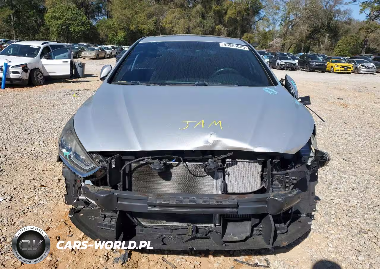 2018 Hyundai Sonata Sport VIN:5NPE34AB1JH685103 - 5